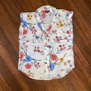Spring time!  Large Express blouse